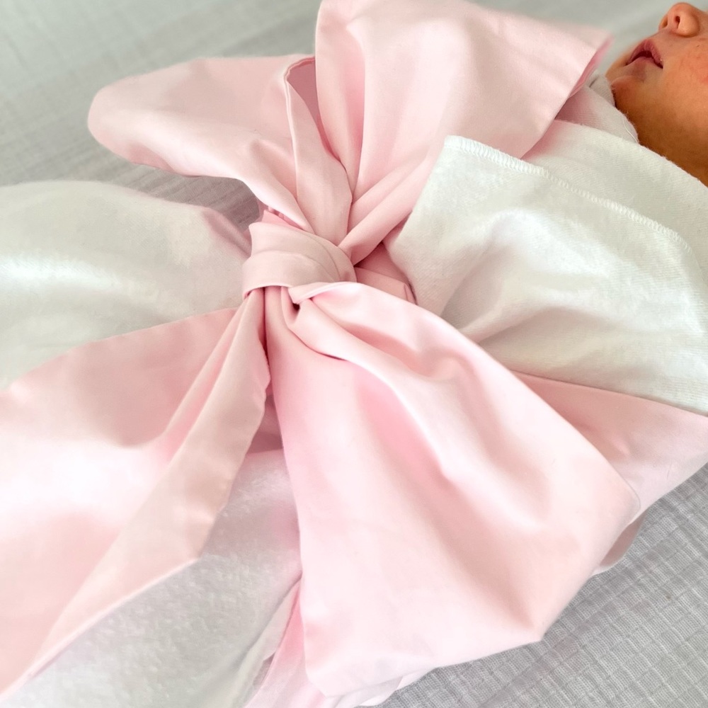 Beaufort Bonnet Bow swaddle